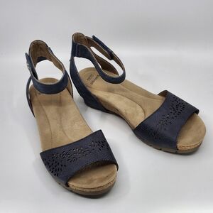Earth Origins Ankle Strap Sandals Cork Wedge Heel Navy Blue and Tan Size 9M